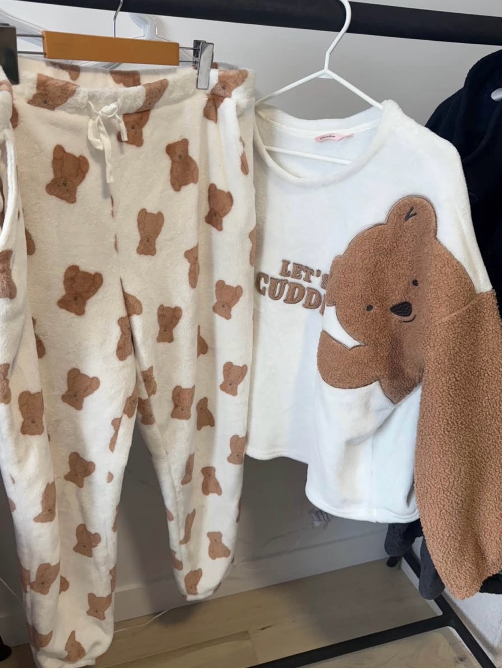 Cozy Bear Print Kids Pajama Set - Cream & Brown